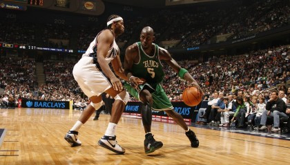 开云体育-城市夜跑节：灯火阑珊中的运动狂欢，城市夜徒