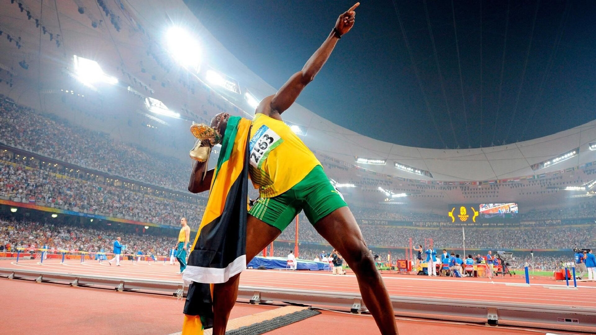 洛特·科佩基在女子公路赛中获得铜牌，洛佩特吉 强势出线 14场不败比肩昔日辉煌 201